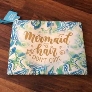 Mermaid hair don’t care beach clutch